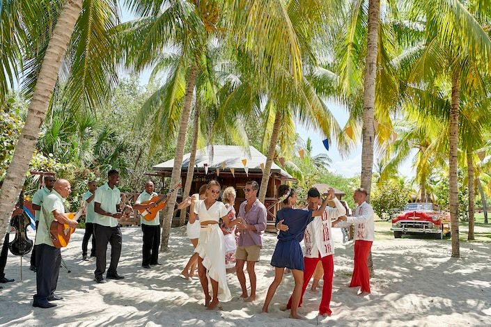 travel-agent-contest-vibe-with-rhythms-iberostar-cuba-experience-unique-feelings-3.jpg