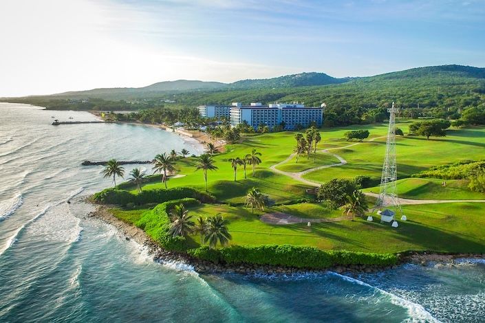 travel-agent-contest-win-stay-hilton-cancun-mar-caribe-all-inclusive-resort-hilton-all-inclusive-20.jpg