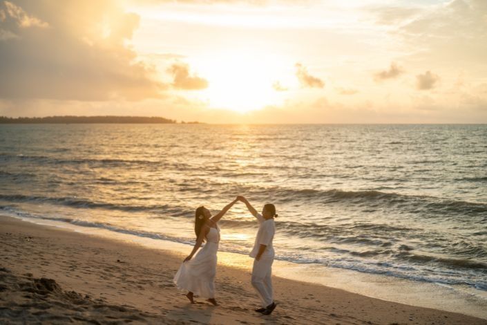 two-romantic-honeymoon-escapes-andaman-coast-kata-group-4.jpg