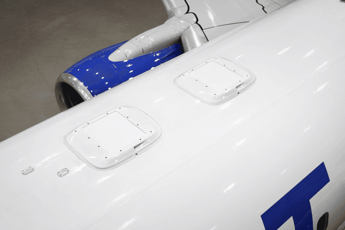 United receives FAA certification for first Starlink-equipped mainline aircraft