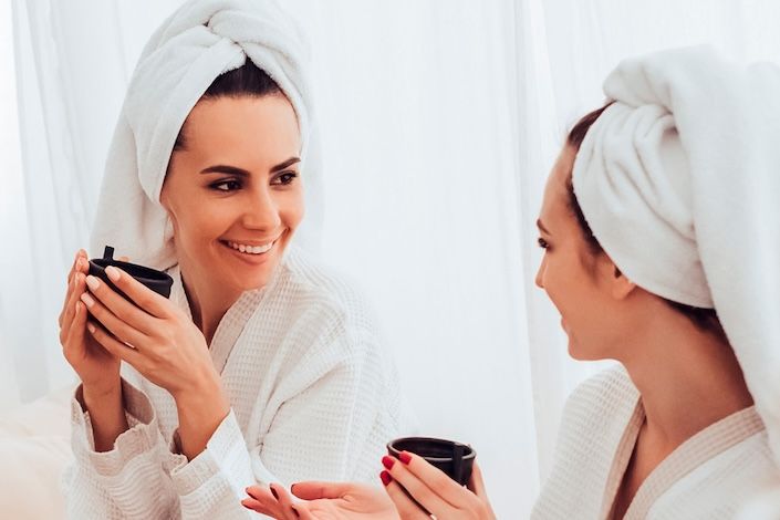 What are the benefits of visiting a Spa?