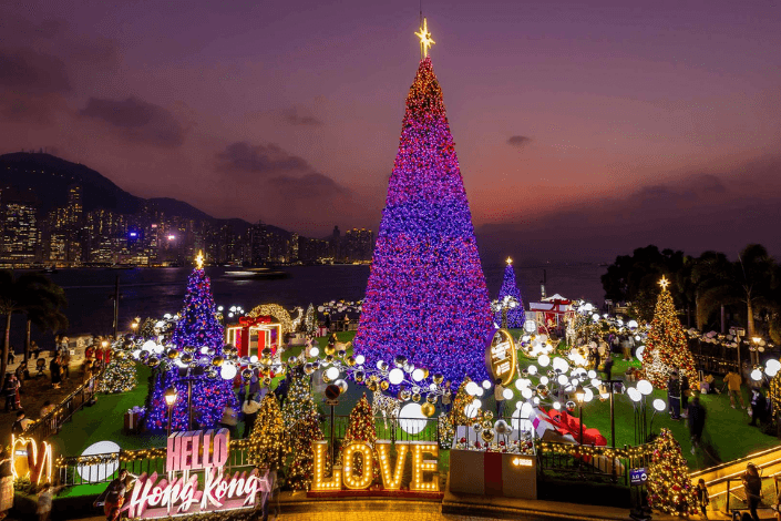 Winter wonders envelop Hong Kong