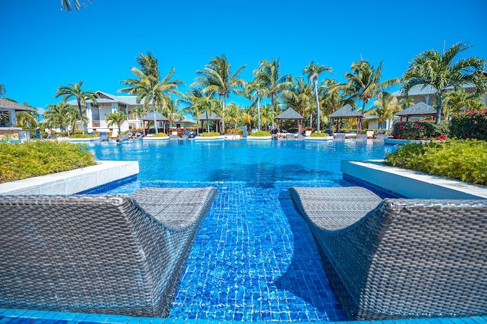 with-royalton-you-can-have-all-city-beach-luxury-cuba-blue-diamond-resorts-2.jpg