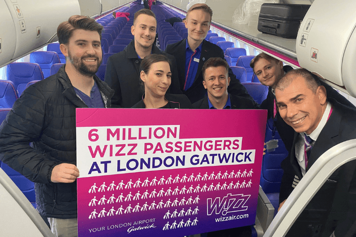 Wizz Air celebrates 6 million passengers from London Gatwick