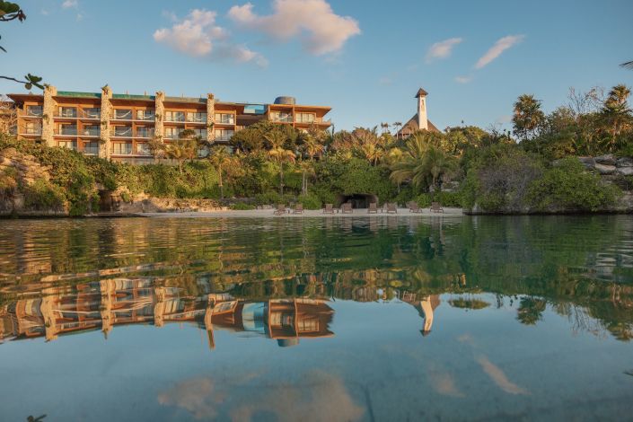 wo-luxus-auf-kultur-und-familienverbundenheit-trifft-erleben-sie-gehobenen-komfort-und-familienspass-in-der-riviera-maya-xcaret3.jpg