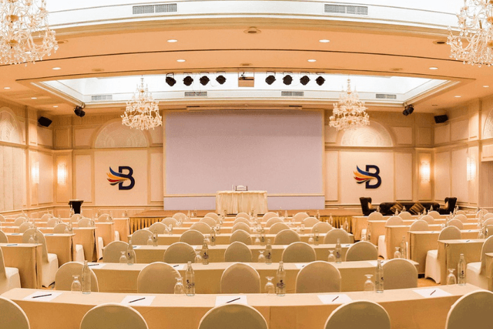 you-dont-need-5-star-budget-5-star-experience-what-cost-range-booking-meeting-venue-kata-group-2.png