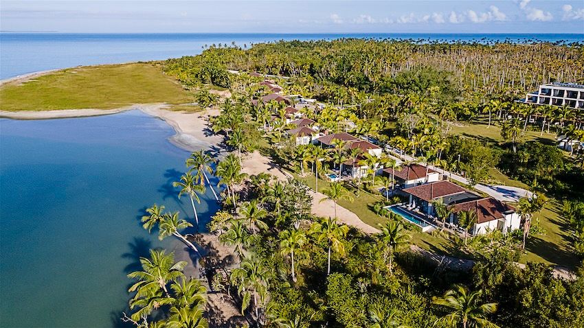 zemi-miches-punta-cana-all‑inclusive-resort-curio-collection-hilton-all-inclusive-resorts-unveils-exclusive-oceanfront-bungalows-15.jpg